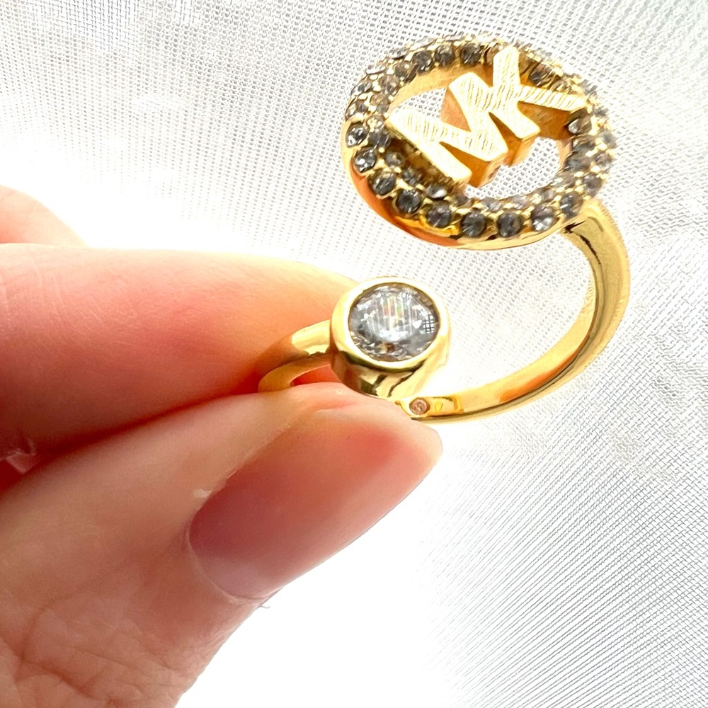 NEW Michael Kors Gold Encircled Logo Open Ring Size 6 - Picture 4 of 10